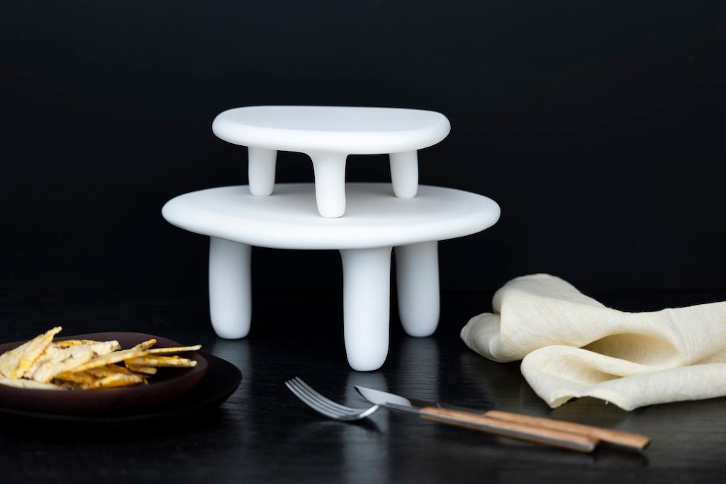 Panchetta - Modern resin cake stand