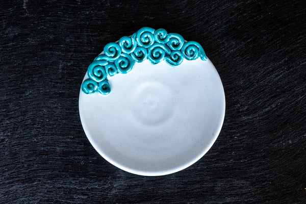 Riccioli - Elegant handmade ceramic serving platter
