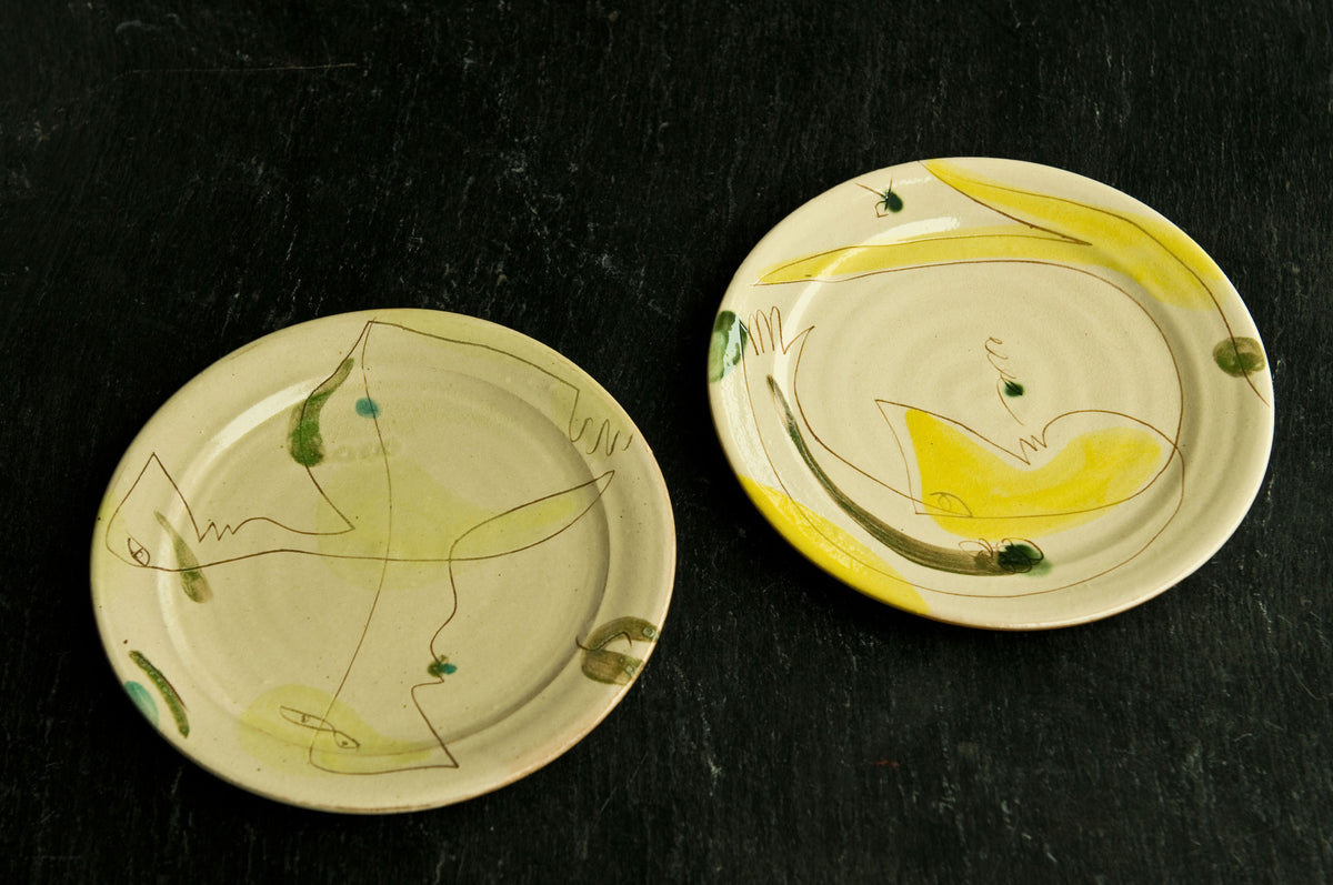 Graffiti - Engraved Ceramic Dinner Set