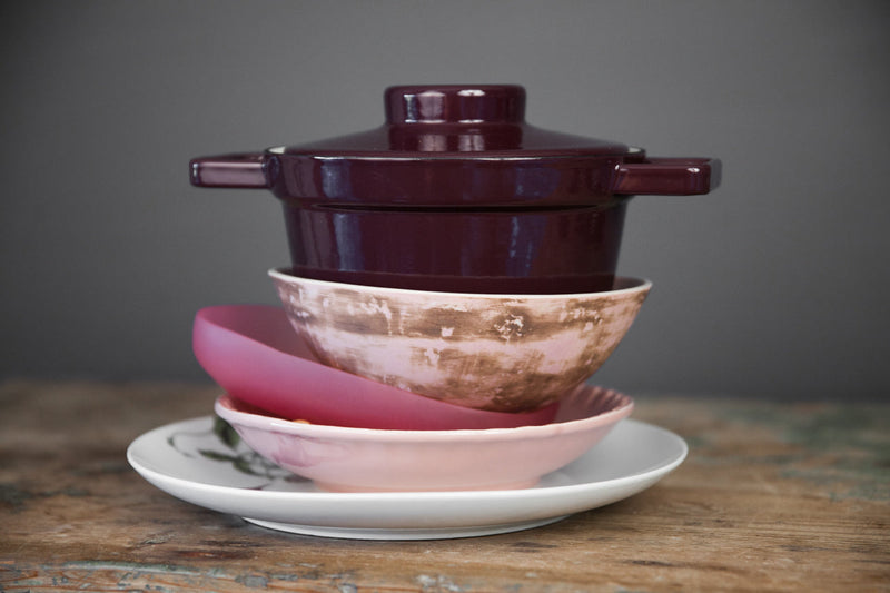 Tableware Design in Interior Spaces: Decorating with Style