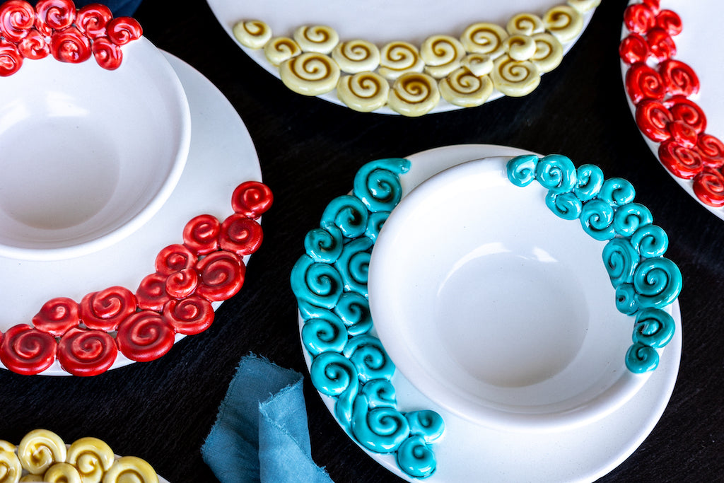 Riccioli - Elegante servizio da tavola in ceramica fatta a mano