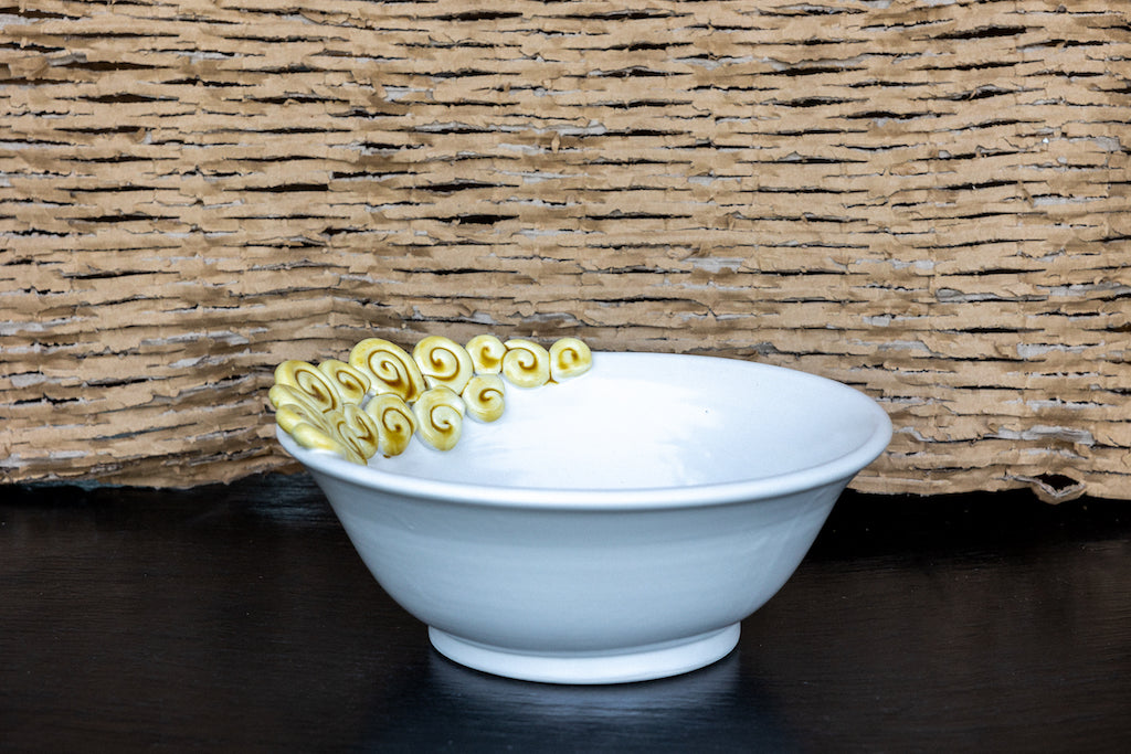 Riccioli - Elegant handmade ceramic serving bowl