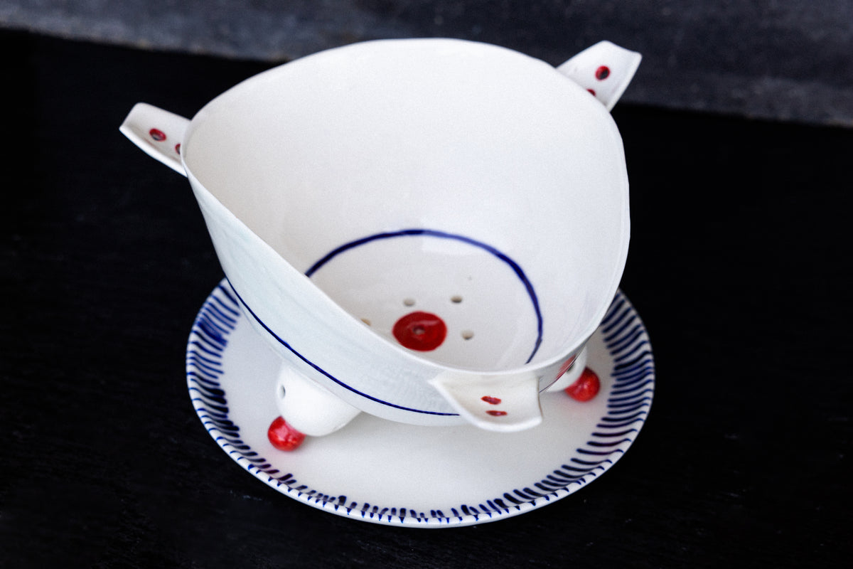 Colino - Unique Colander handmade porcelain