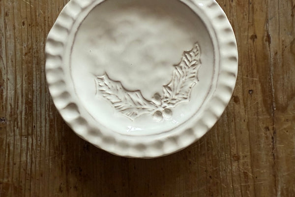Holly - Handmade Christmas Plate (Tuscany)