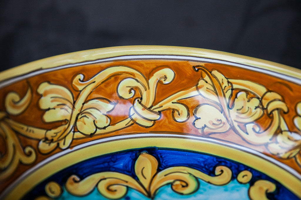 Rosone - Ciotola da portata fatta a mano in stile barocco siciliano Ocra