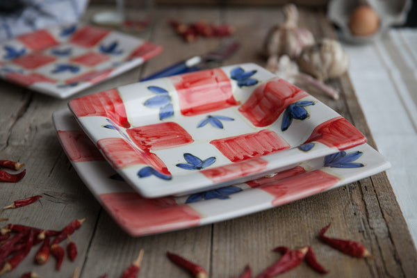 Quadrati Red, White, and Blue Square Dinner Set