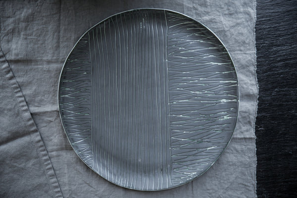 Linee - Porcelain Serving Platter and bowl