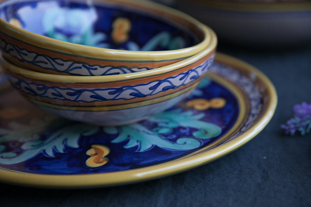 Rosone - Ciotola da portata fatta a mano in stile barocco siciliano Blu