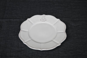 Regina - Ceramic Scalloped Dinner Plate