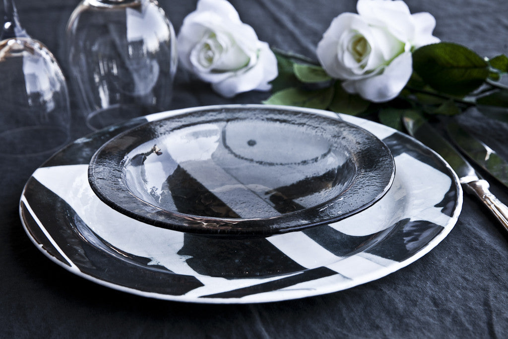 Black and White Glass Dinner Set with Goblets Decoration – DishesOnly