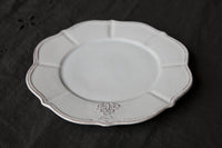 Regina - Ceramic Scalloped Dinner Set