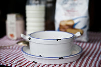 Battello Porcelain Enamel Cooking Pot and Side Plates